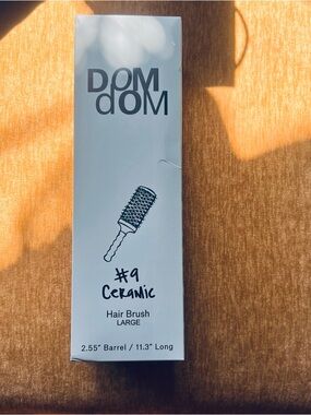 NEW IN BOX DomDom Ceramic Brush #9 Large 2.5” barrel 11.3” Long.  Factory sealed